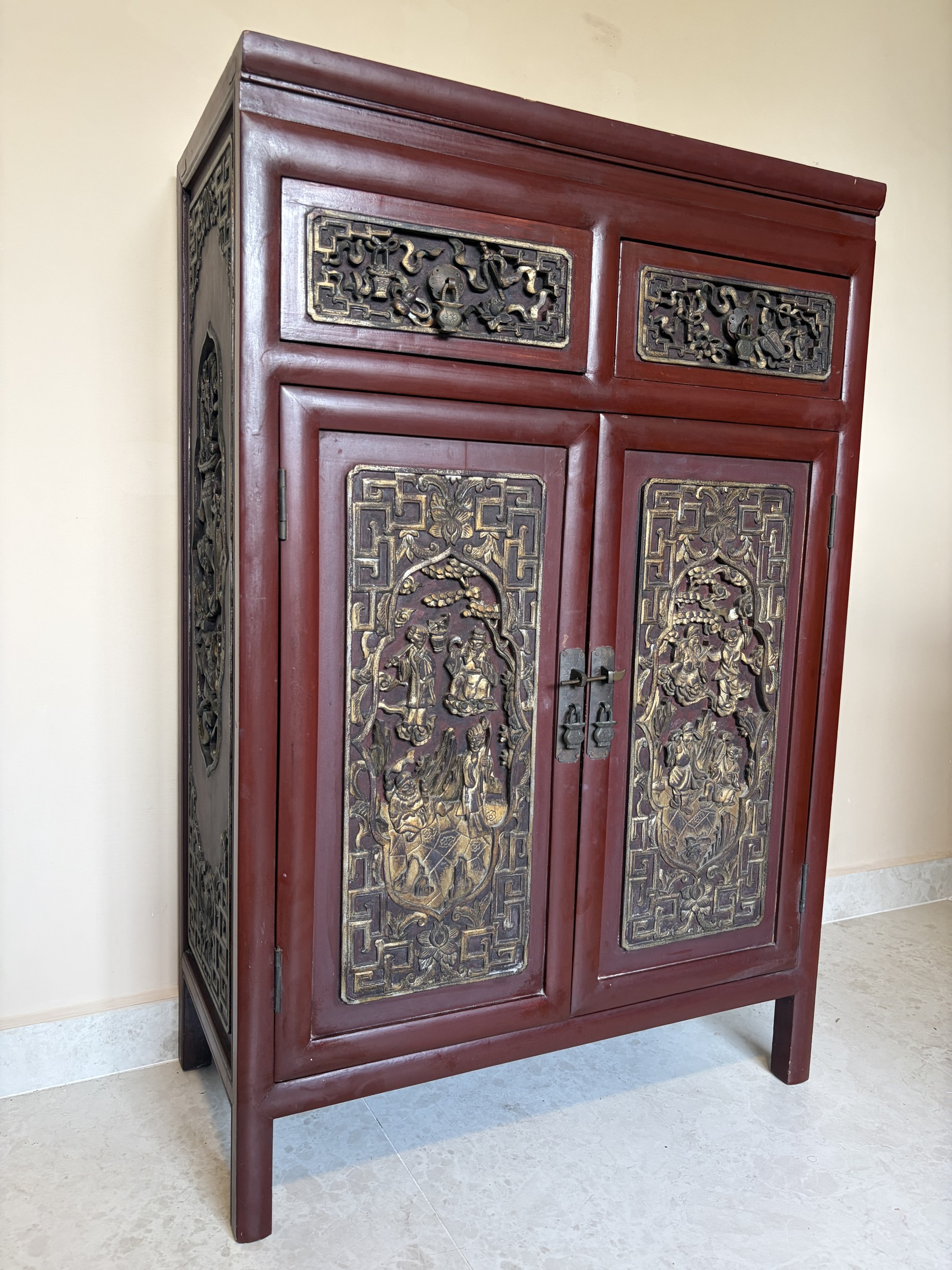 Teochew Red Lacquer Cabinet with Gilt Carved Panels view 3