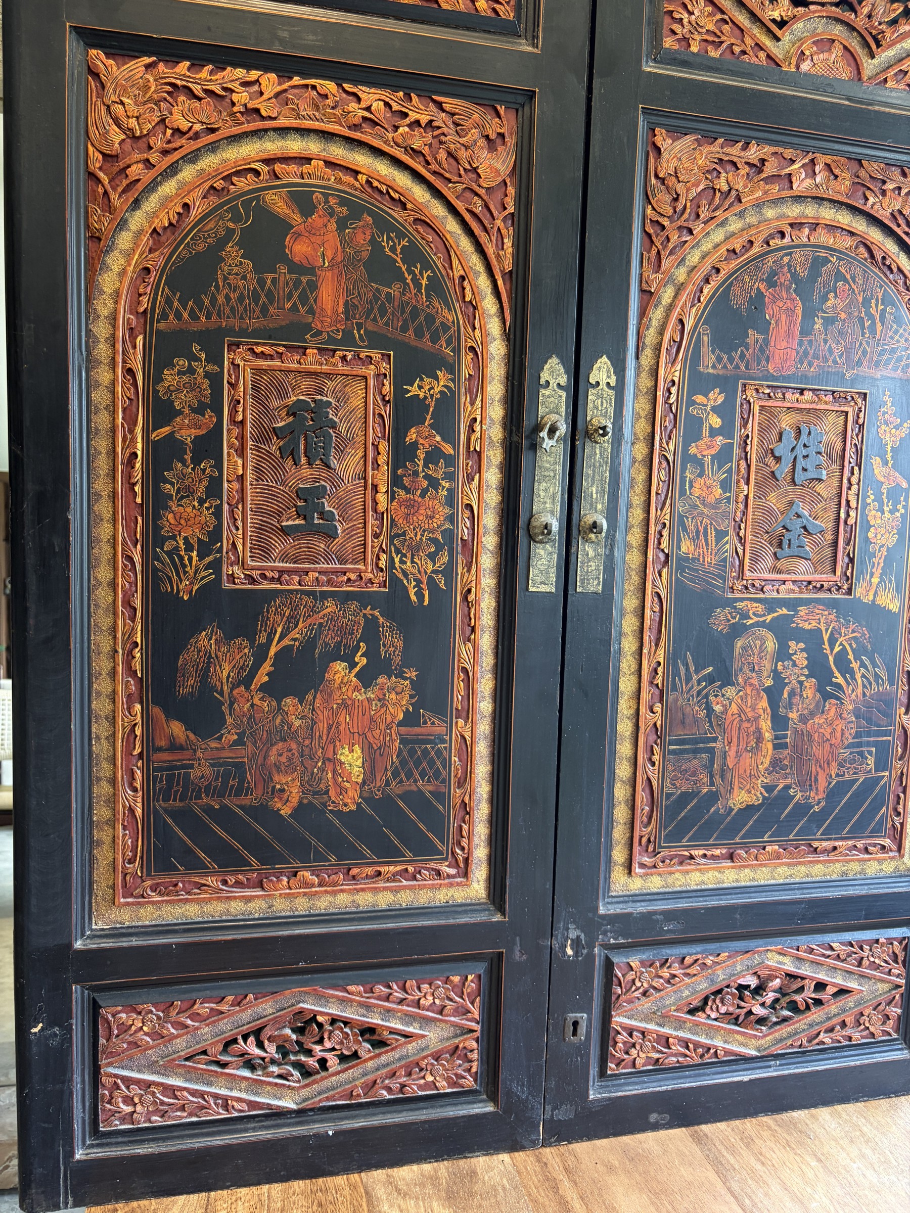 Pair of Teochew Gilt Lacquer Carved Door Panels view 4