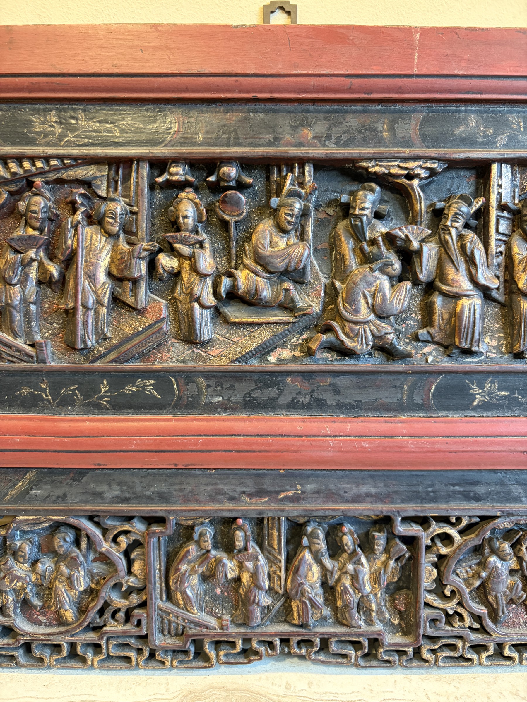 Teochew Gilt Lacquer Panel with Court Scenes view 4