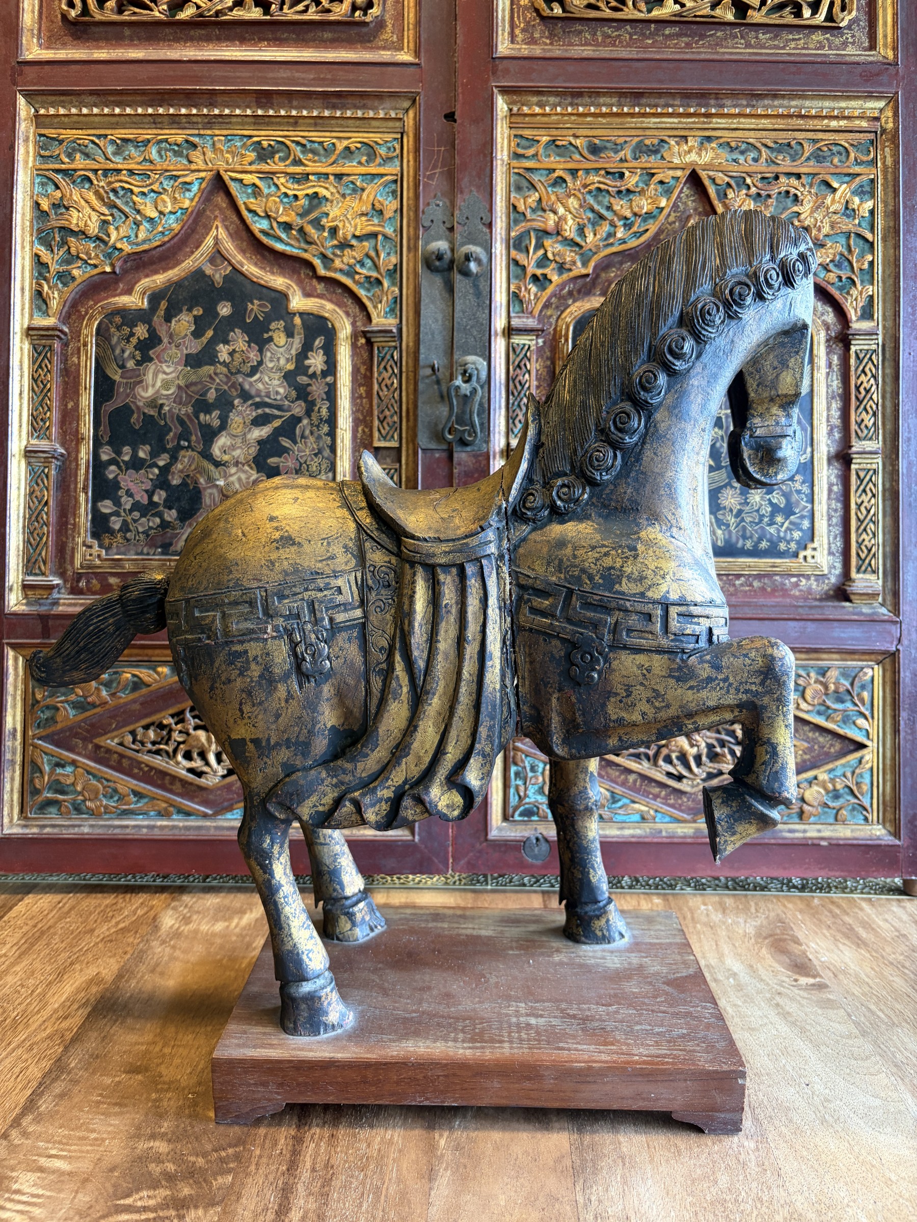 Gilt Lacquered Tang-Style Horse with Raised Foreleg view 7