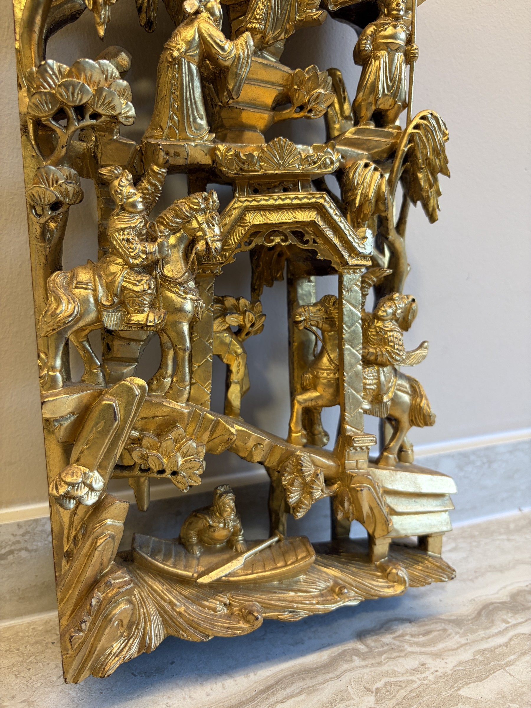 Teochew Gilt Woodcarving Panel with Pavilion Scenes view 9