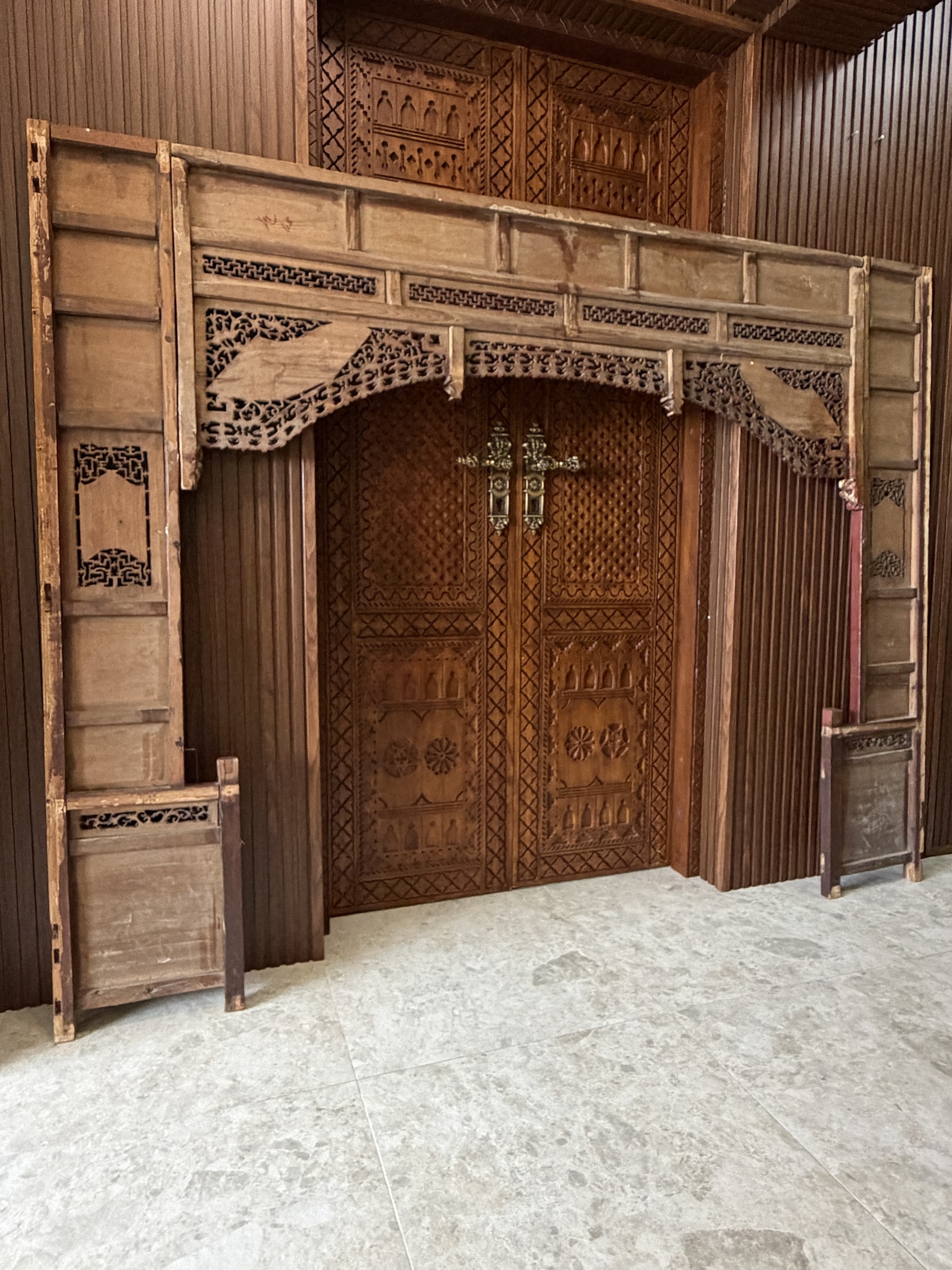 Carved Red Lacquer Door Surround with Gilt Figural Panels view 15