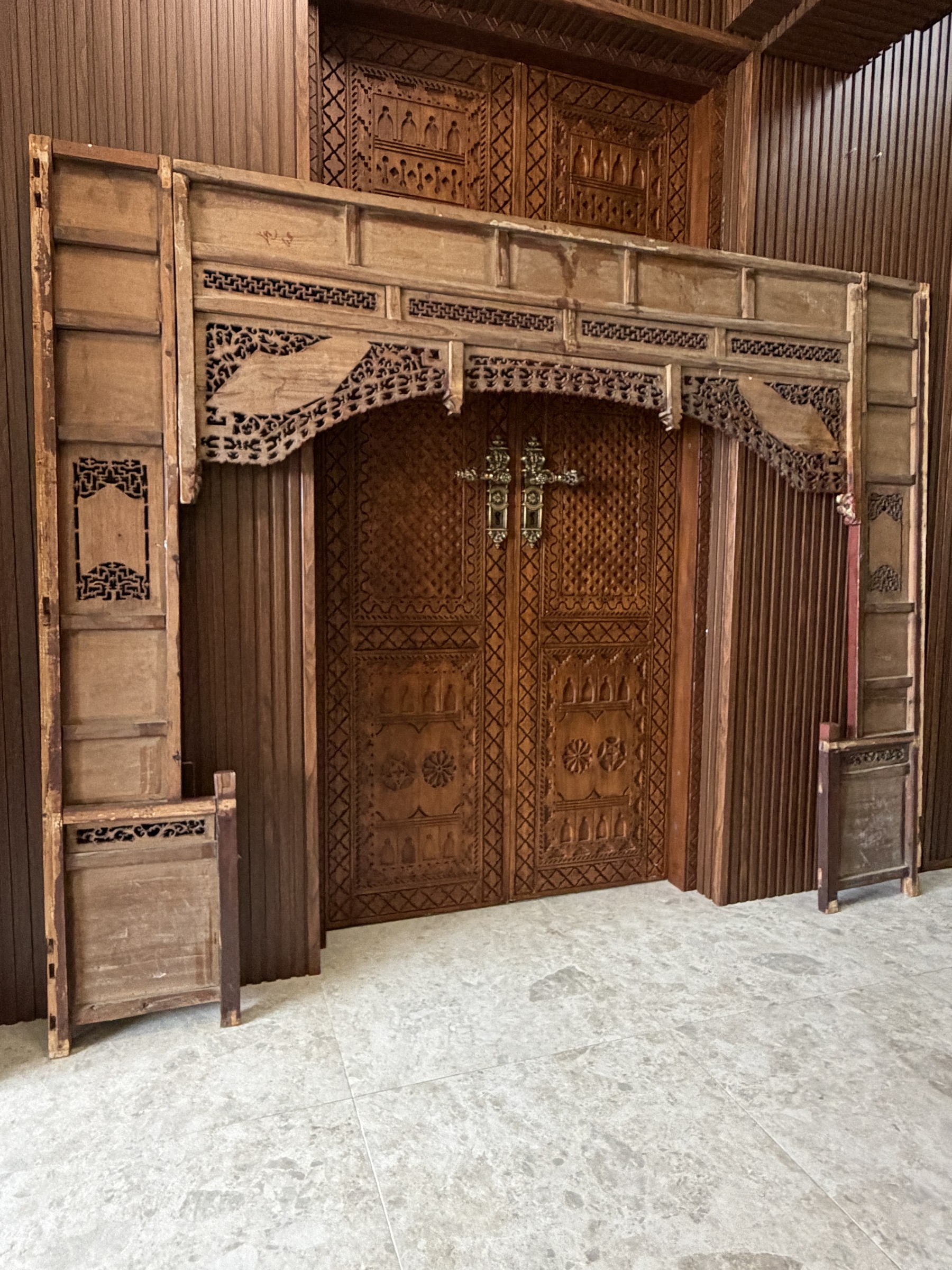 Carved Red Lacquer Door Surround with Gilt Figural Panels view 16
