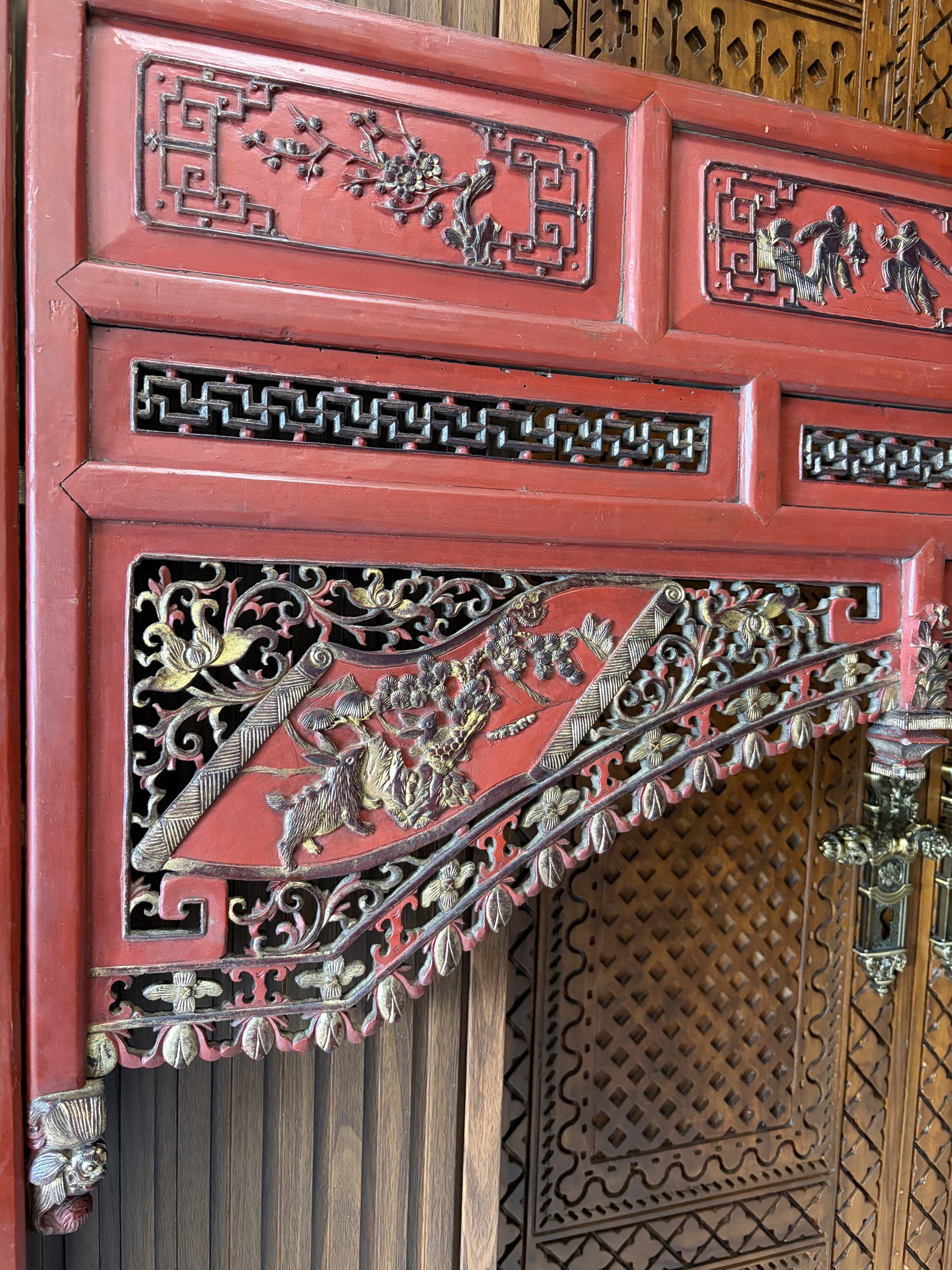 Carved Red Lacquer Door Surround with Gilt Figural Panels view 7